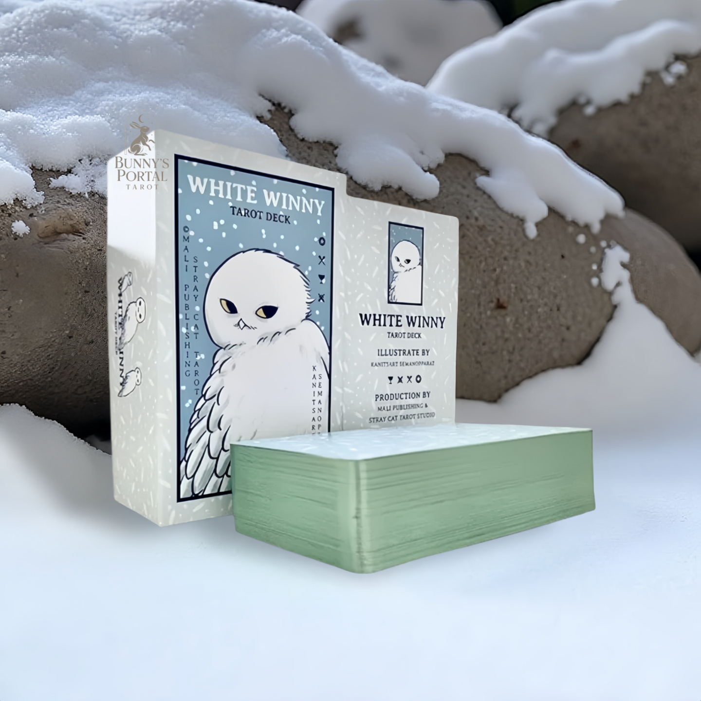 White Winny Tarot Deck