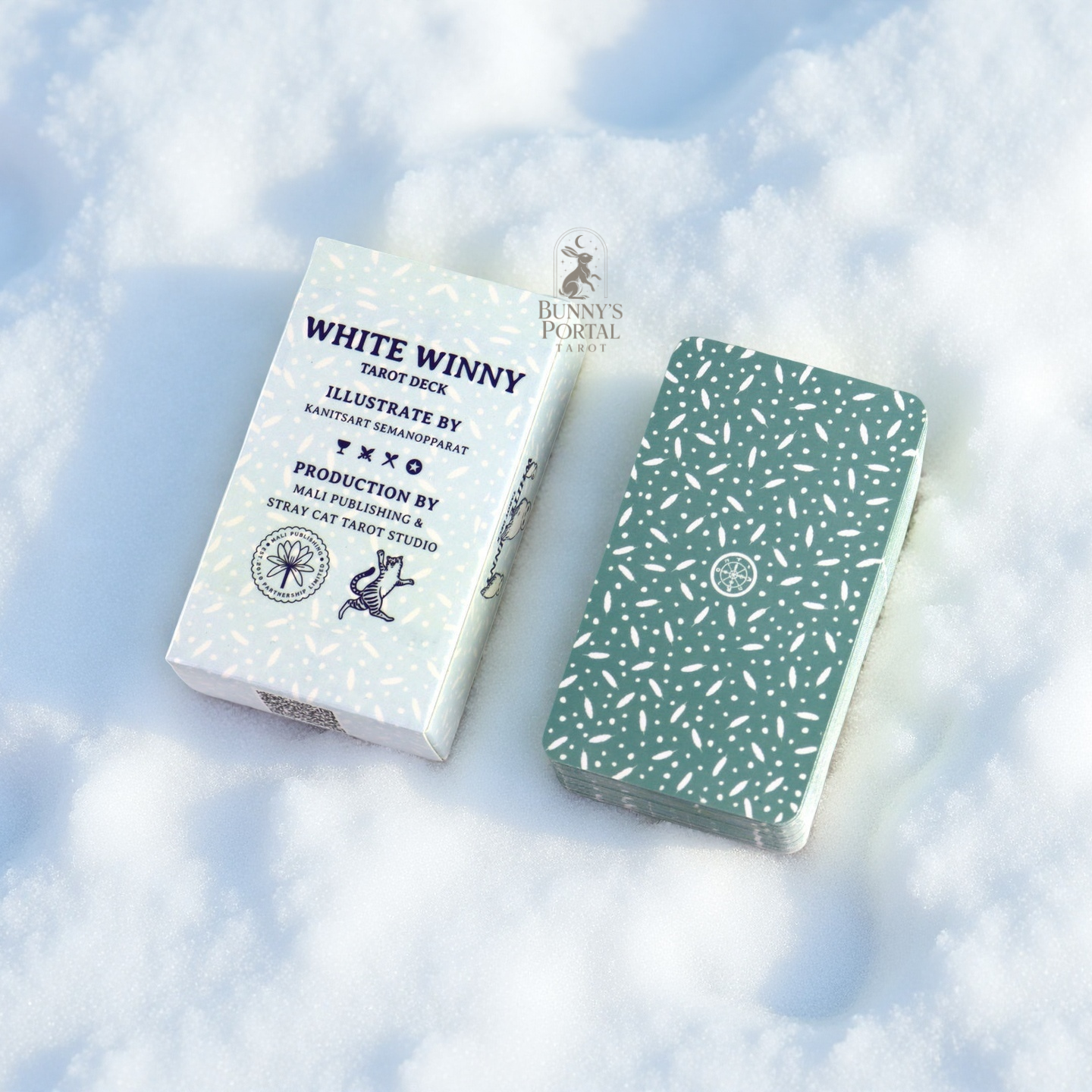 White Winny Tarot Deck